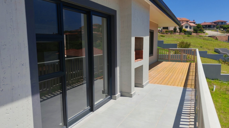 3 Bedroom Property for Sale in Avonddans Western Cape